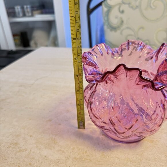Vintage Fenton Cranberry Diamond Optic Ruffled Melon Rose Bowl Vase - Picture 6 of 8